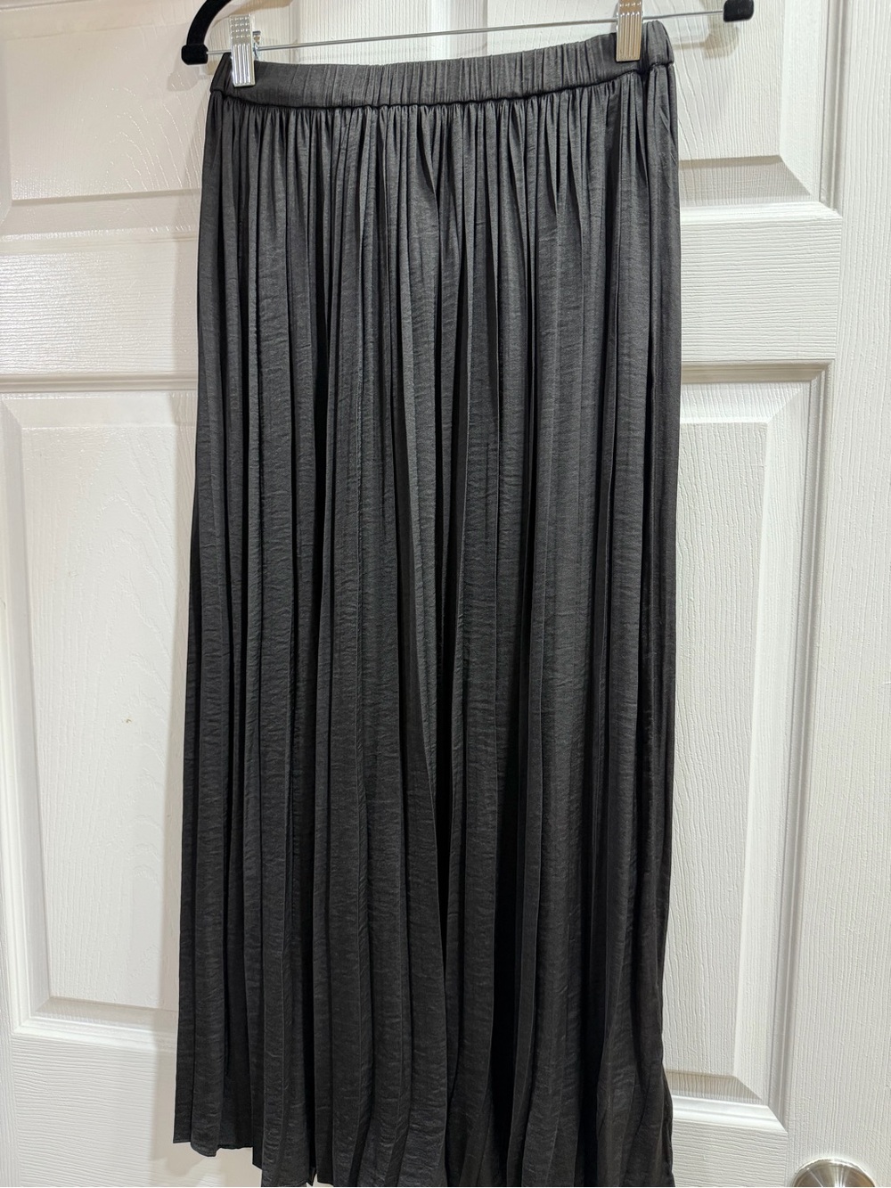 Philosophy Black Pleated Maxi Skirt - Women